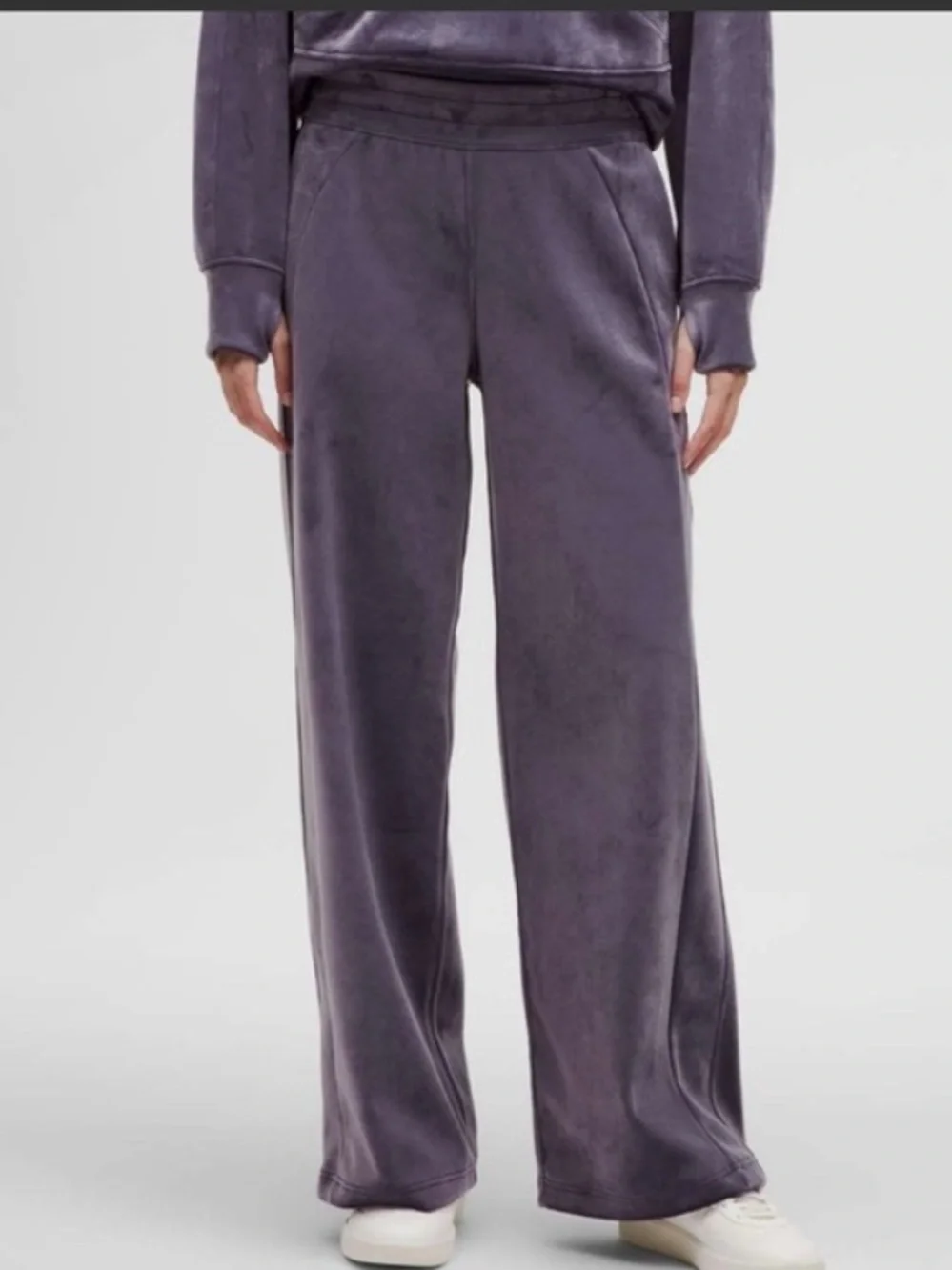 Lululemon Scuba Mid rise Wide Leg Purple Velvet Pant | Size Small, 30” Inseam